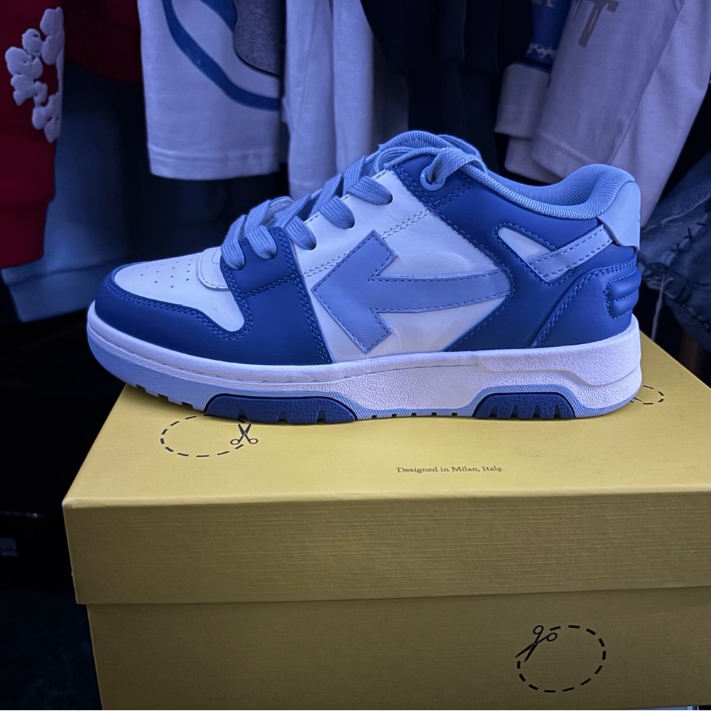 Off-White Blue and White Sneakers Low-Top Design
